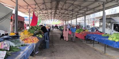 Adanalı emekli anlatıyor: 'Yersem domates, patlıcan, karpuz, başka sosyal yaşantı yok'