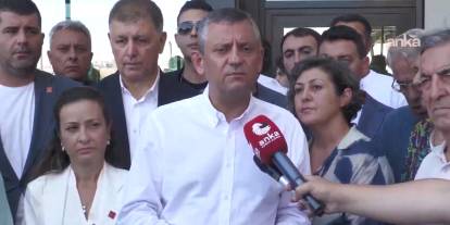 CHP lideri Özgür Özel’den ziyaret: ‘Görüşme hakkımı Mehmet Murat Çalık'ın annesine devrettim’