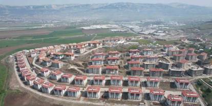 Kahramanmaraş Belediyesi'nden tepki çeken adım: 63 mahallede su yok milyonlar verip spor kompleksi yapmak istiyorlar