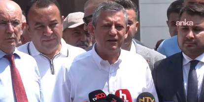 CHP lideri Özgür Özel'den Cuma namazı çıkışı açıklama: ‘Cumhuriyet'in kolonlarına çivi bile çaktırmayız’