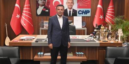Özgür Çelik, abluka altındaki CHP İstanbul İl Binası'ndan fotoğraf paylaştı: 'Görevimizin başındayız'