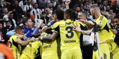 Fenerbahçe Çekya'dan 1 puanla döndü: Hakem kararları damga vurdu