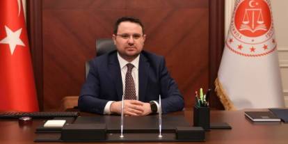 Akın Gürlek ve eşinin fotoğrafının paylaşımına soruşturma: Gözaltına alınan kişi cemaat müdürü çıktı