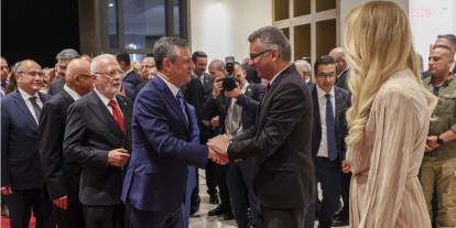 Özgür Özel, KKTC’de Cumhurbaşkanı Erhürman’ın Cumhuriyet Bayramı resepsiyonuna katıldı