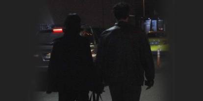 Ahu Yağtu yeni sevgilisiyle Beyoğlu'nda el ele