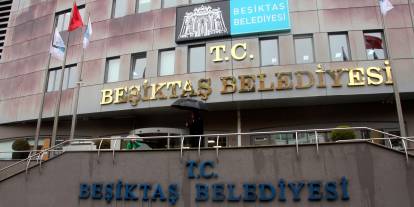 TMSF'den Beşiktaş Belediyesi'ne Aziz İhsan Aktaş haczi: Beşiktaş Belediyesi'nin eşyalarına el konuldu