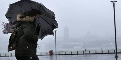 Meteoroloji saat verdi: İstanbul dahil bir çok ilde fırtına ve yağmur!