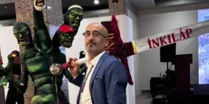 İnkılap heykelini sergileyen ve yapan kişi tutuklandı