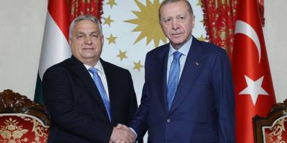 Erdoğan ve Orban, Dolmabahçe'de görüştü; Türkiye ile Macaristan arasında 16 anlaşma