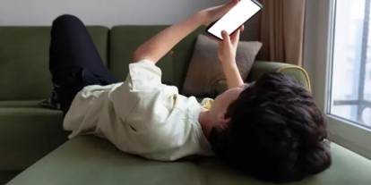 Dünyada ilk! Avustralya'da 16 yaş altına sosyal medya yasaklandı