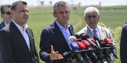 CHP lideri Özgür Özel Silivri'de