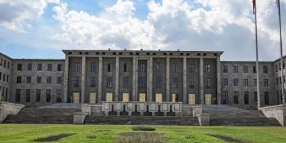 Meclis'te stajyer çocuklara taciz skandalı: Görevden uzaklaştırılan personel tutuklandı!