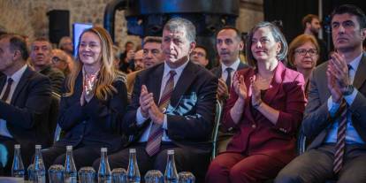 Tugay: Krediler 2-3 yıldır bekletiliyor, İzmir için kritik kaynaklar engelleniyor