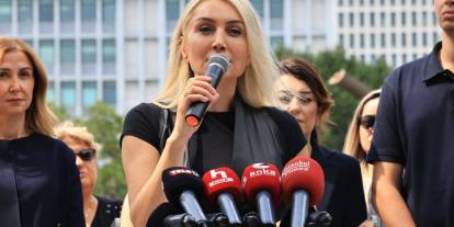 Dilek İmamoğlu 15 hesabı etiketleyip çağrıda bulundu: Bu kötülüğü ülkemize daha fazla yapmayın