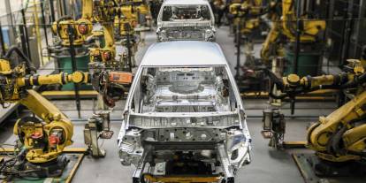 Rekor vitrinde, durgunluk fabrikada