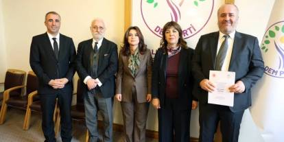 Öcalan’a hukuki yaklaşım Kürt halkına yönelik hukuki yaklaşımı yansıtır