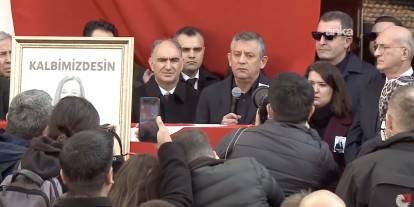 Özgür Özel, gözyaşlarıyla Gülşah Durbay'ı uğurladı: "Çok acıklı bir hikaye yazdık biz' demiş, en son ağzından çıkan bu"