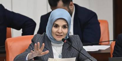 Bakan Göktaş'tan "otelde kalan emekliler" açıklaması: Bireysel tercihler, toplumsal bir kriz gibi sunuldu