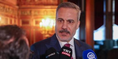 AKP’li vekilden Hakan Fidan’a zehir zemberek sözler: Ya görevden alınır ya görevi bırakır