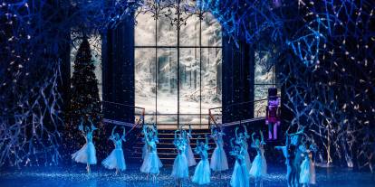 Yeni yıl klasiği “Fındıkkıran” balesi sahnede