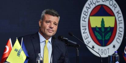 Fenerbahçe 8 futbolcuyla yolarını ayırıyor