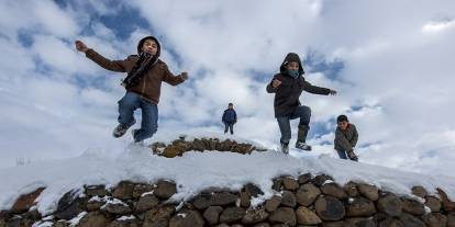 Üç kentte okullar salı günü de tatil ilan edildi!
