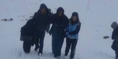 Şanlıurfa'da kar altında doğum seferberliği!