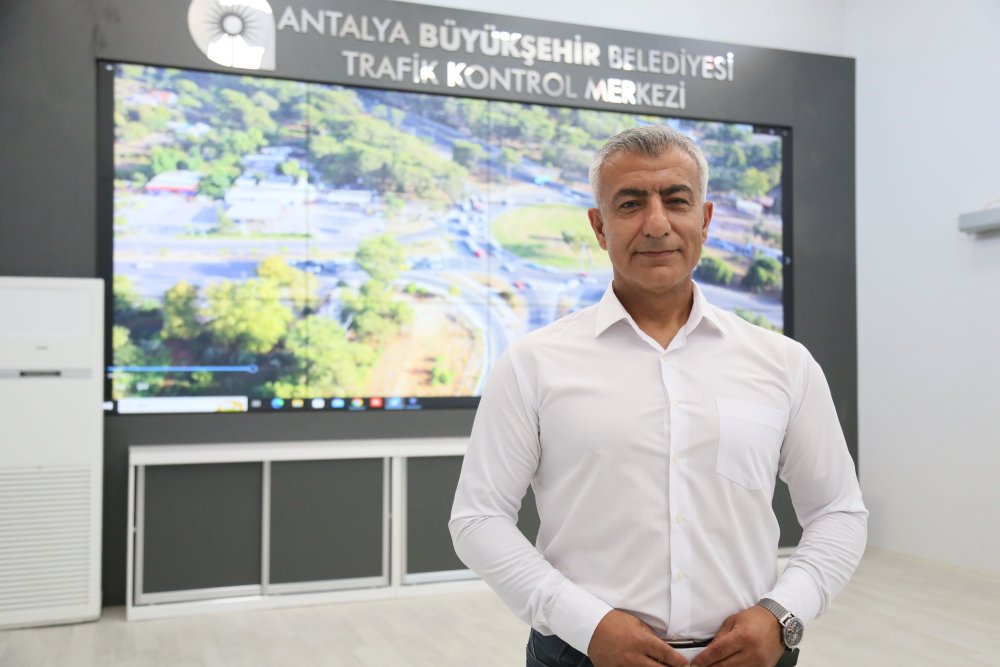 Sahiller doldu taştı: Antalya'ya bayramda 4 milyon ziyaretçi geldi