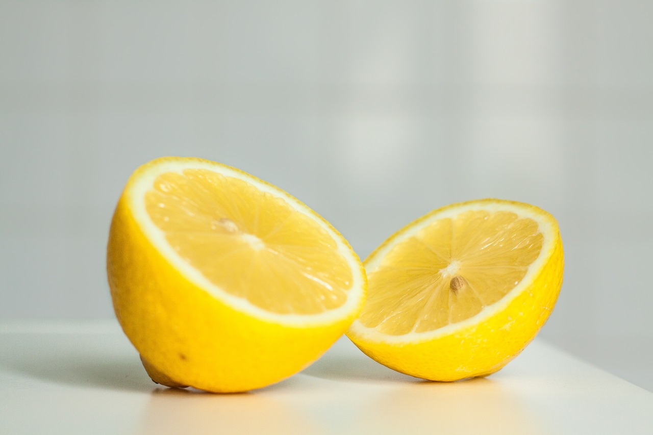 lemon-933210-1280.jpg