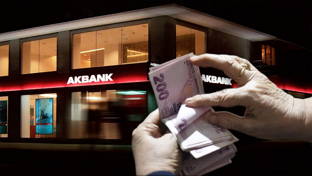 akbank-emekli-promosyonlarini-yeniledi-akbank-promosyon-2024-akbank-emekli-promosyonu-ne-kadar-oldu-17500-tl-promosyon-veren-banka-hangisi-sifb-001.jpg