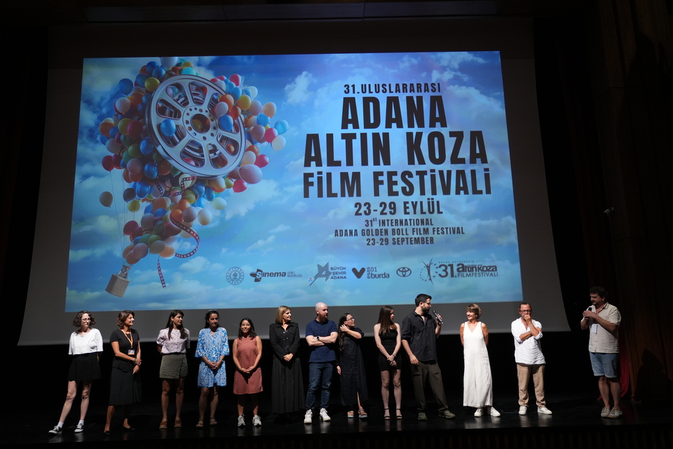 hakki-31-uluslararasi-adana-altin-koza-film-festivali-gosterim-ve-soylesi-yapildi-1-1.jpg