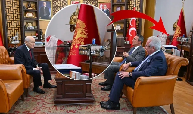 bahceli-nin-odasindaki-17-25-saati-iktidara-gonderme-olarak-yorumlandi-pilini-cikarttim-sabitledim-2343.jpg