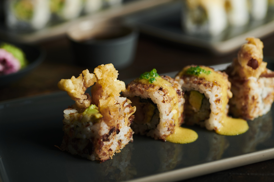 gesso-yaki-roll-kumiko-sushimore-2-1.jpg