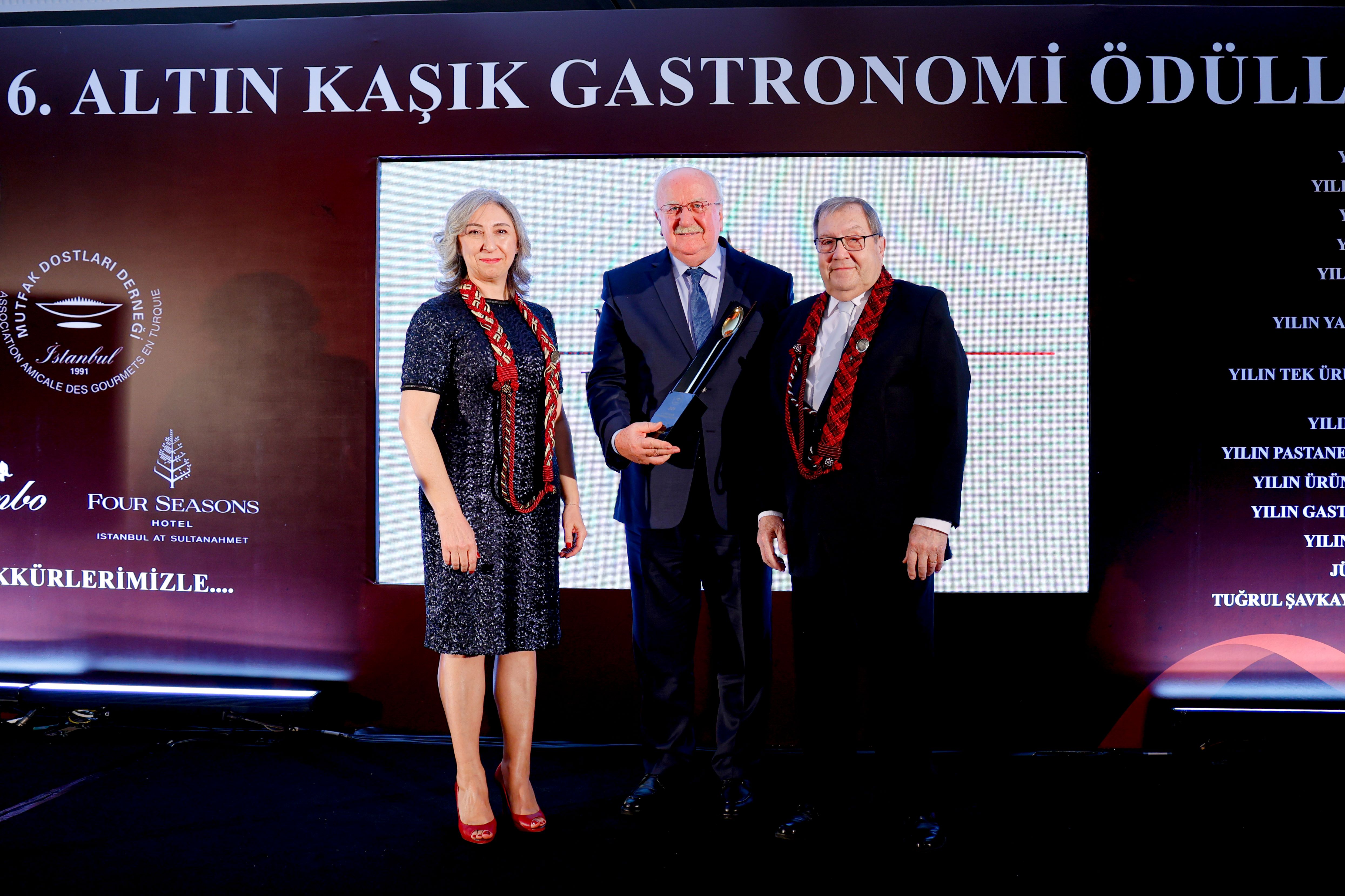 esin-sungur-mehmet-baskaya-ahmet-ors.jpg