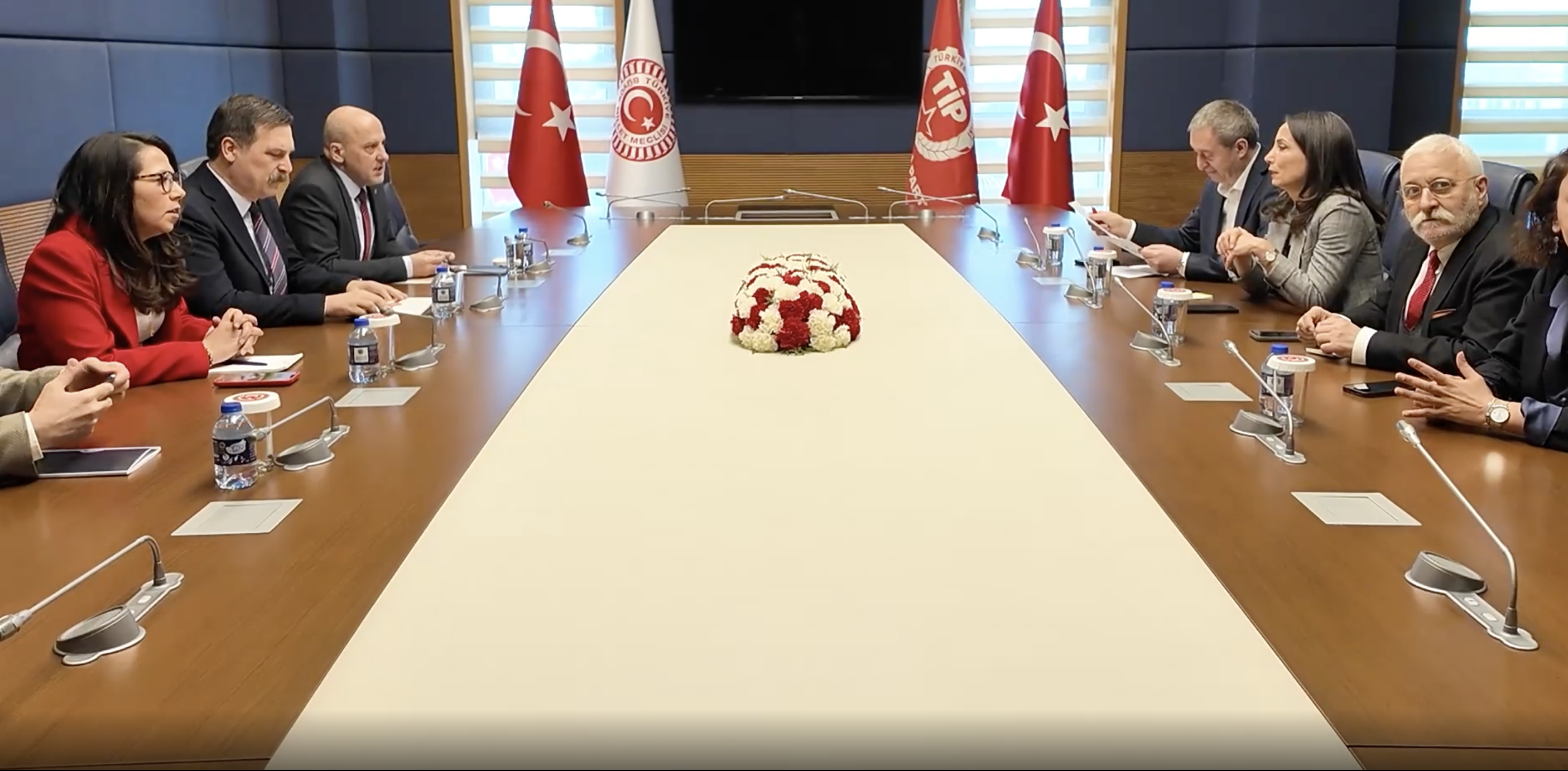 ekran-resmi-2025-03-12-13-01-04.png