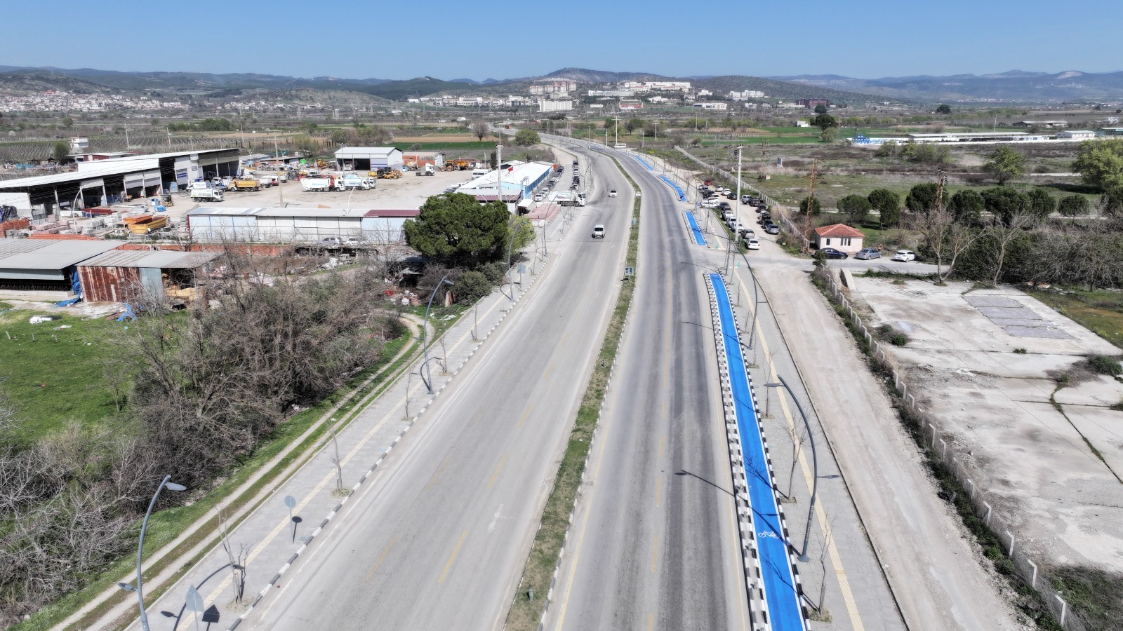 yenilenen-bisiklet-yolu-ogrencilerden-tam-not-aldi-11.jpeg