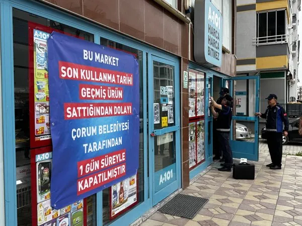 0x0-corumda-3-zincir-markete-kapatma-cezasi-1747489605969.webp