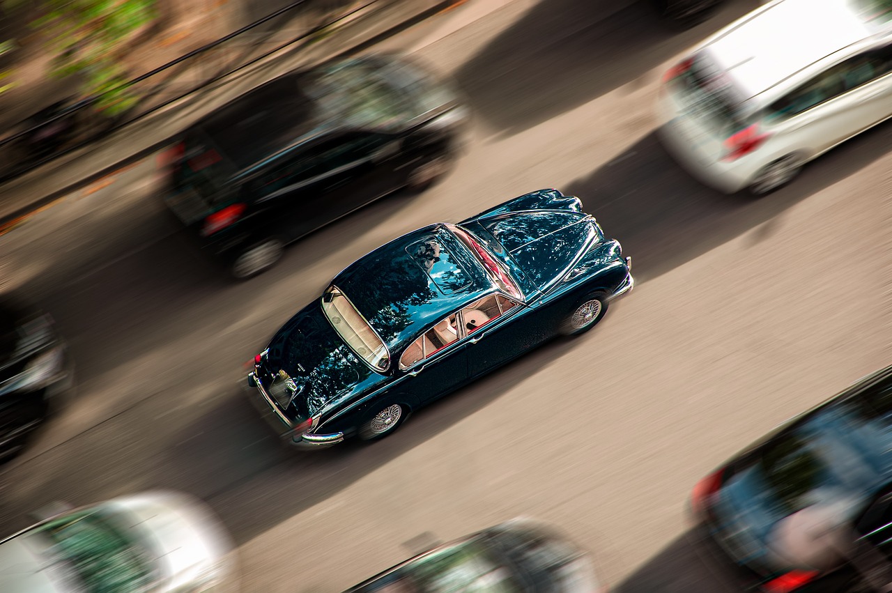 cars-6569010-1280.jpg