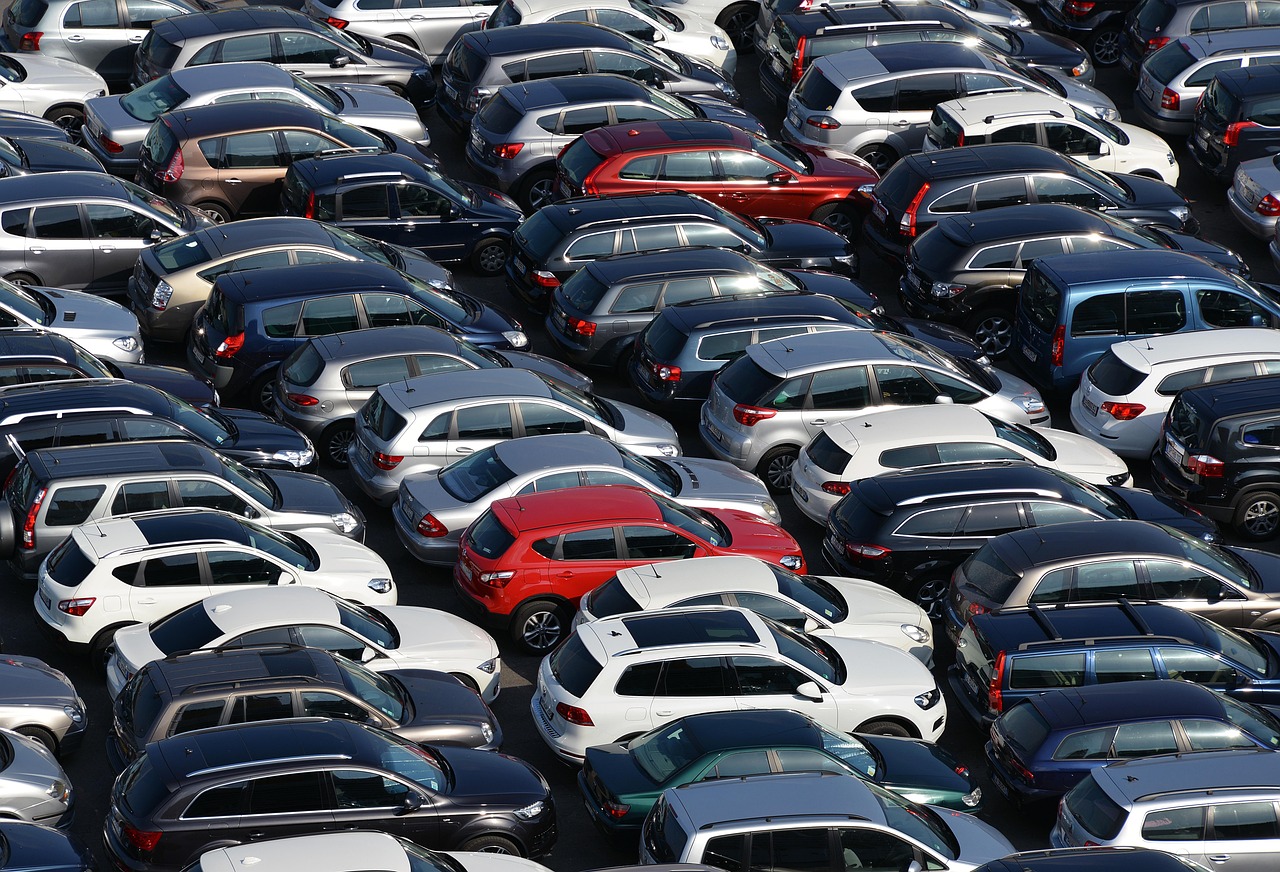 cars-7850450-1280.jpg