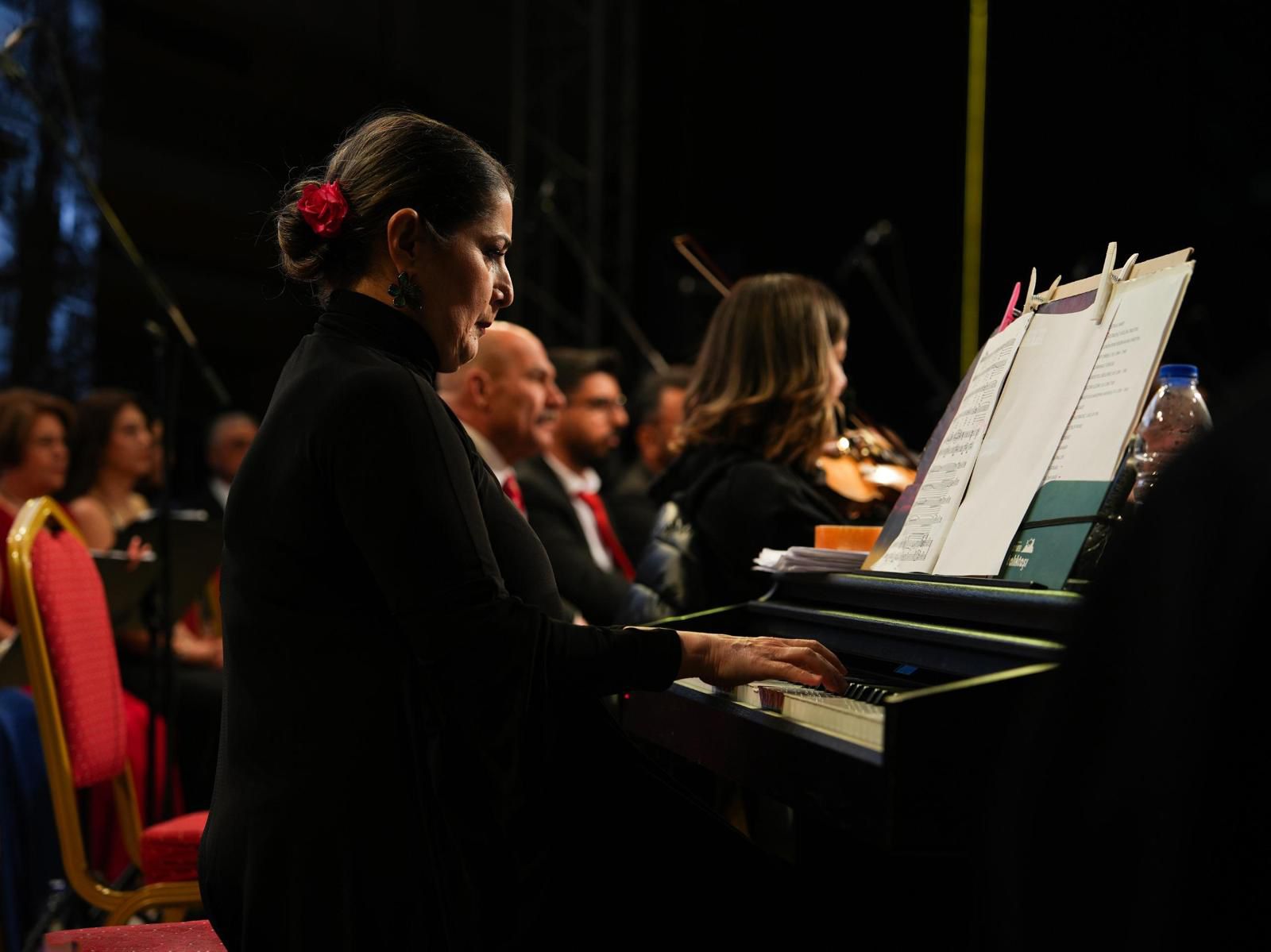 senfonik-anlatimli-konser-1.jpeg