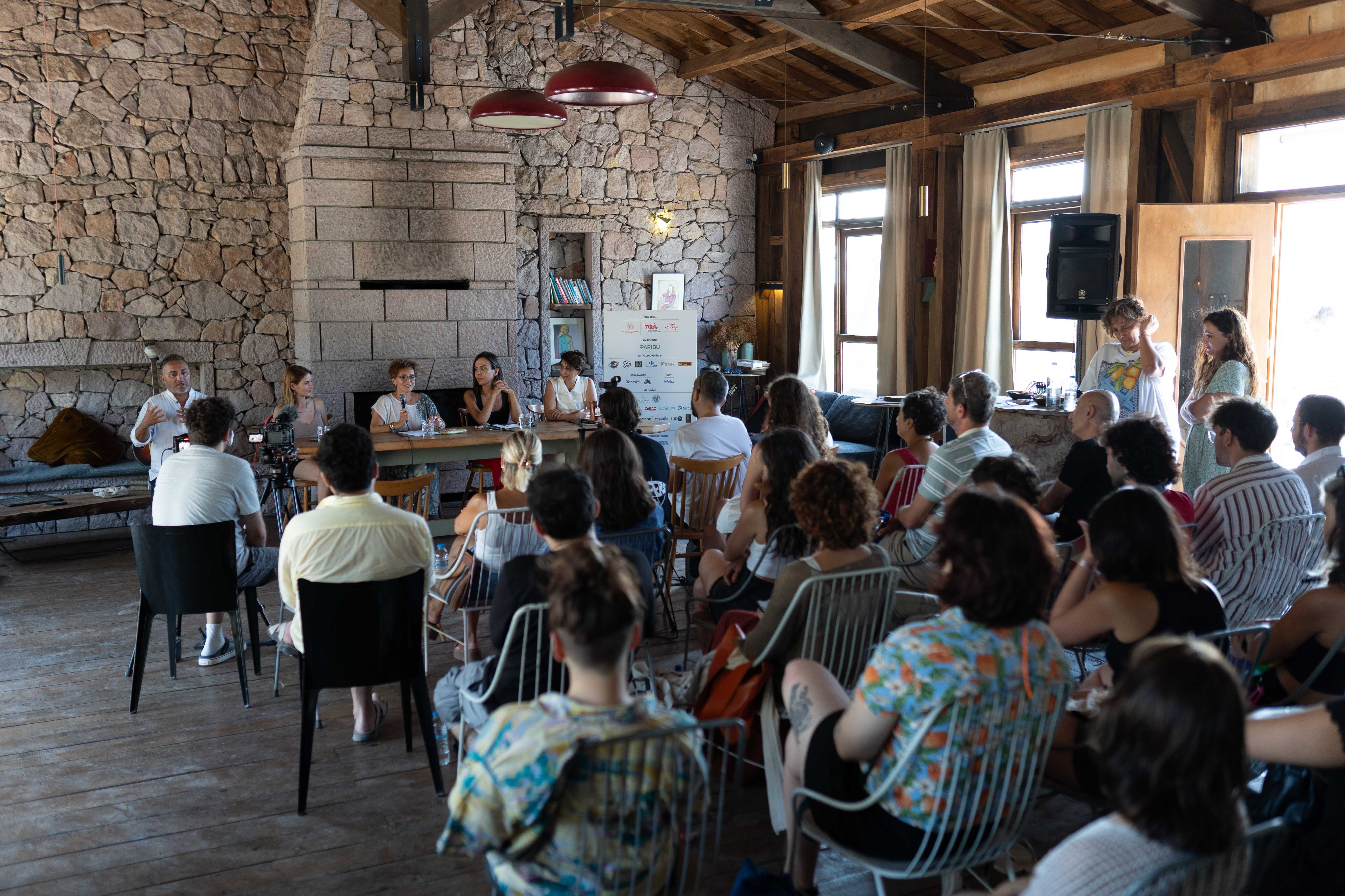 1748244335-bcf24-kes-i-f-etkinlikleri-toplumsal-cinsiyet-es-itlig-ini-savunmak-sanat-ve-o-tesi-1.jpg
