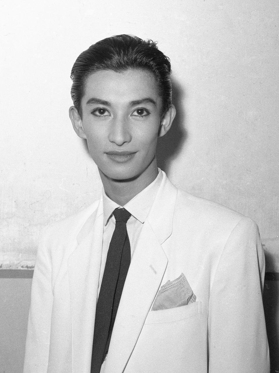 akihiro-miwa-1955.jpg
