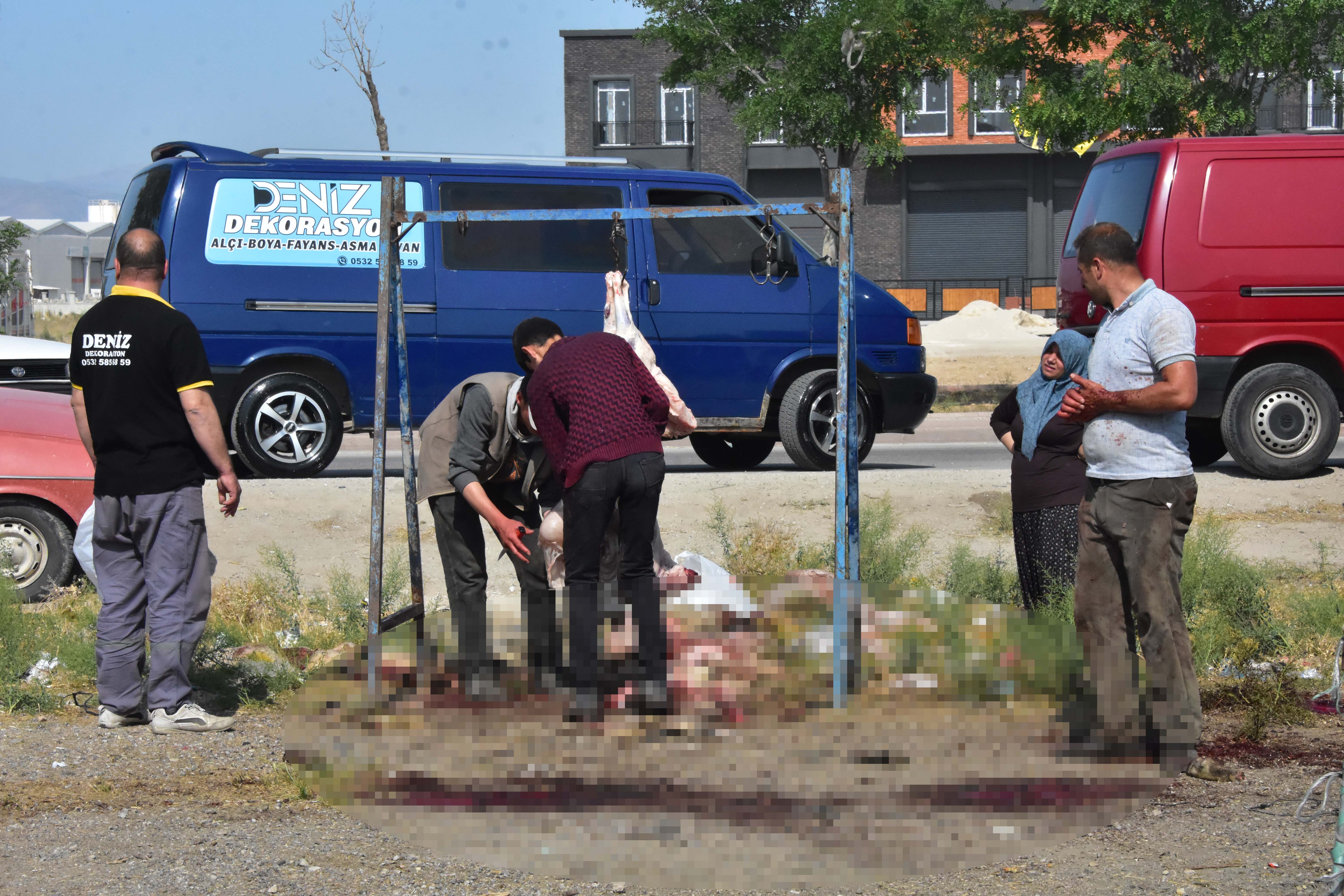 konyada-izinsiz-kurban-pazarinda-kacak-753285-222323.jpg