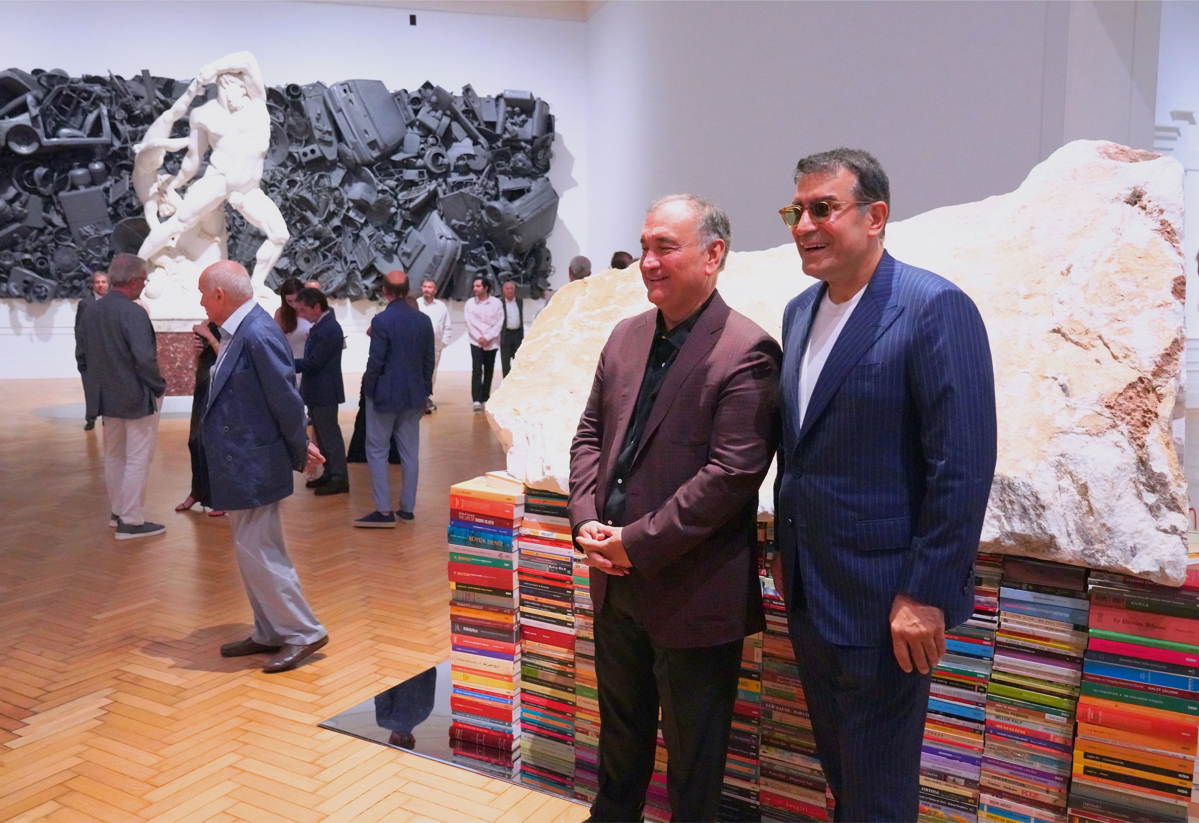 1751357156-murat-lker-ahmetg-ne-tekin.jpg