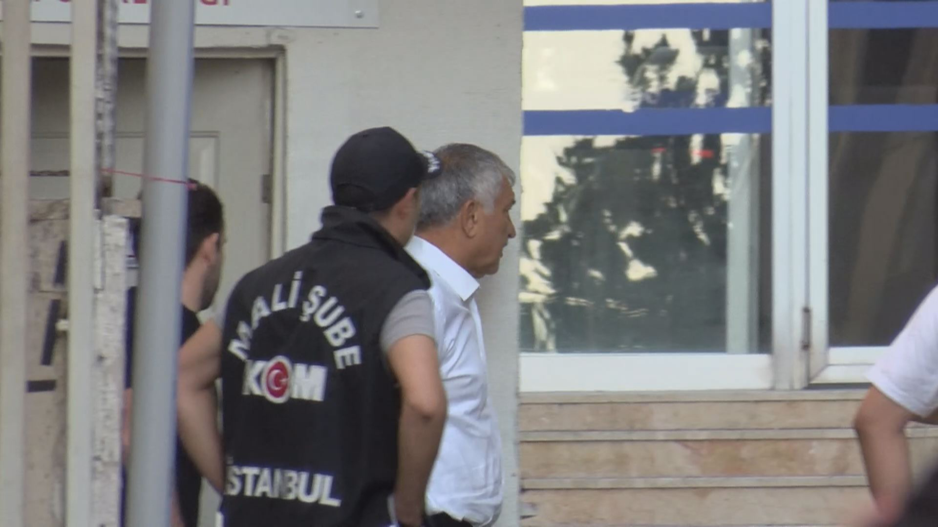 istanbul-yolsuzluk-sorusturmasinda-a-804364-238129.jpg