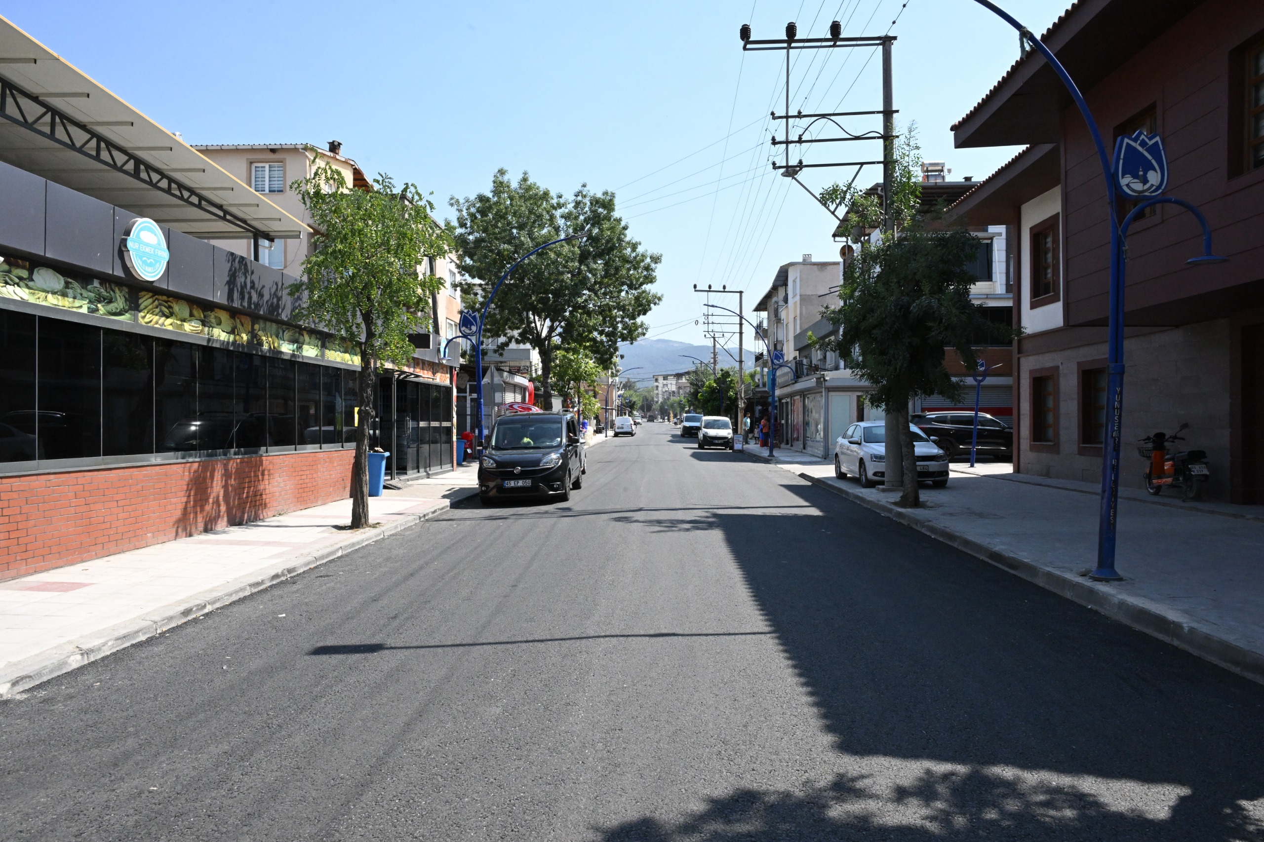 buyuksehir-altyapisi-tamamlanan-mahallelerde-asfalt-calismalarini-surduruyor-1.jpeg