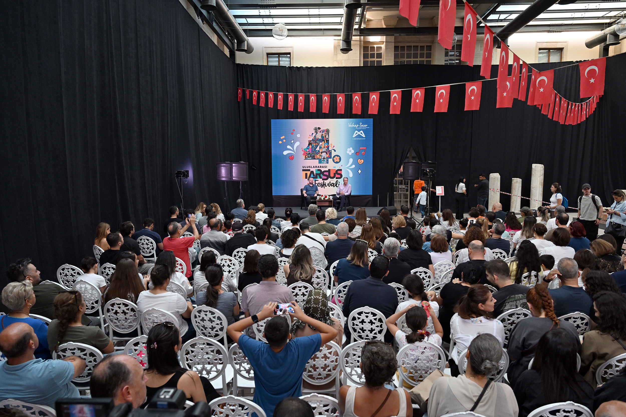 uluslararasi-tarsus-festivalinde-bilgi-ve-tarih-dolu-bir-gun-daha-1.jpg