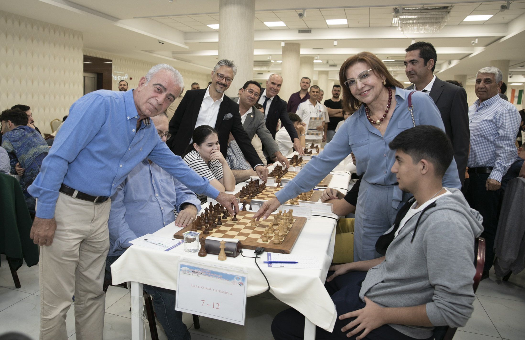 mersin-uluslararasi-satranc-turnuvasi-basladi-2.jpg