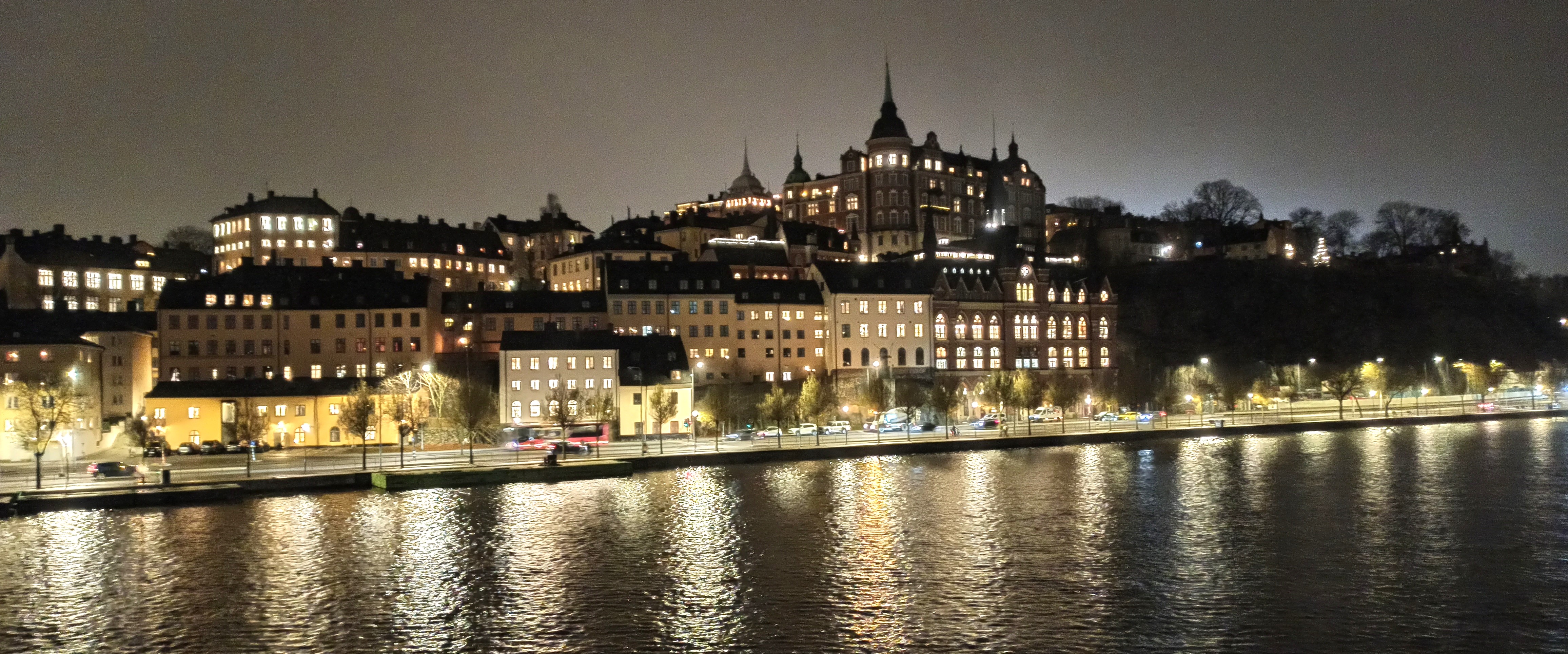 stockholm-kiyi-gece.jpg