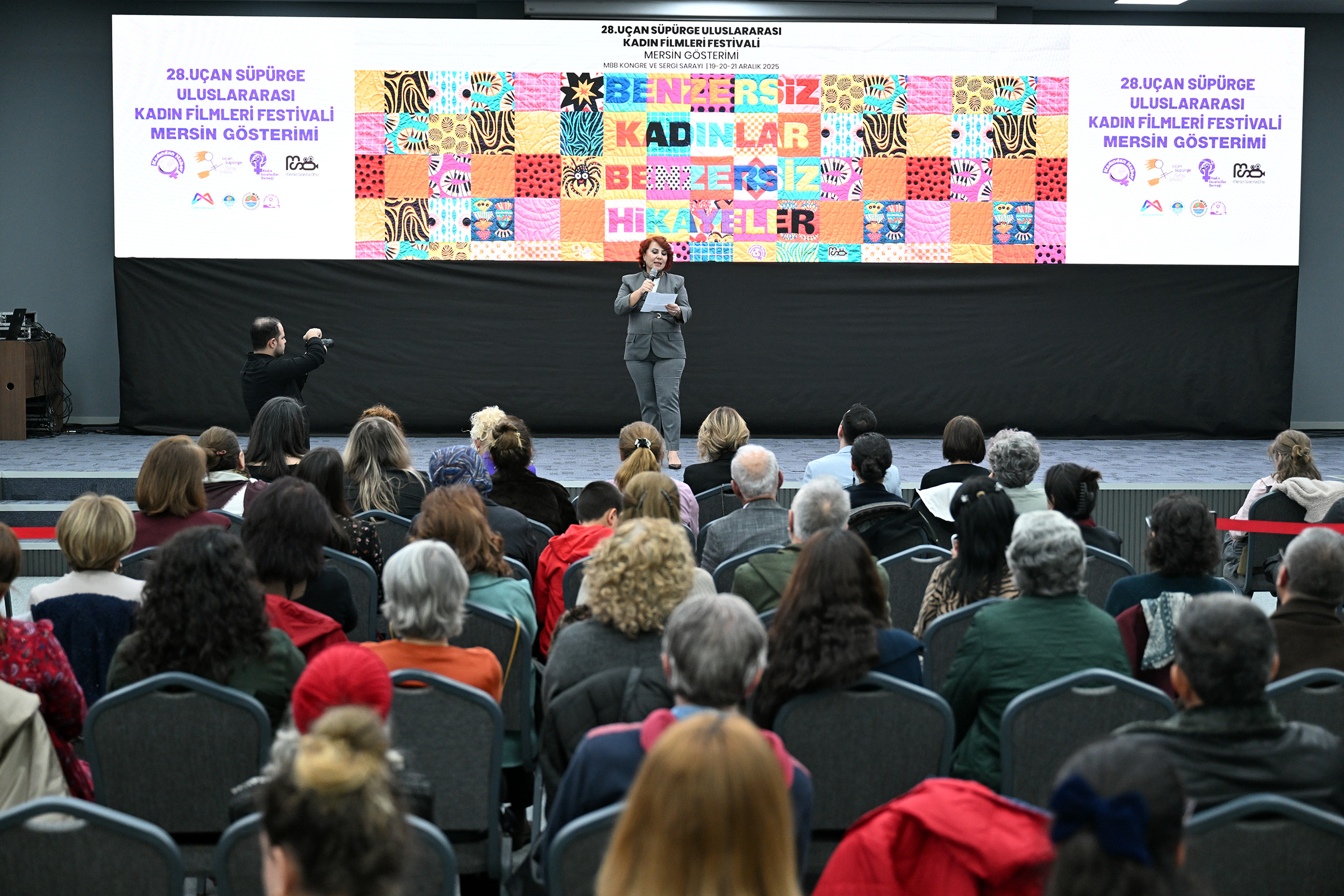 28-ucan-supurge-uluslararasi-kadin-filmleri-festivali-buyuksehirin-destekleriyle-mersinde-8.jpg